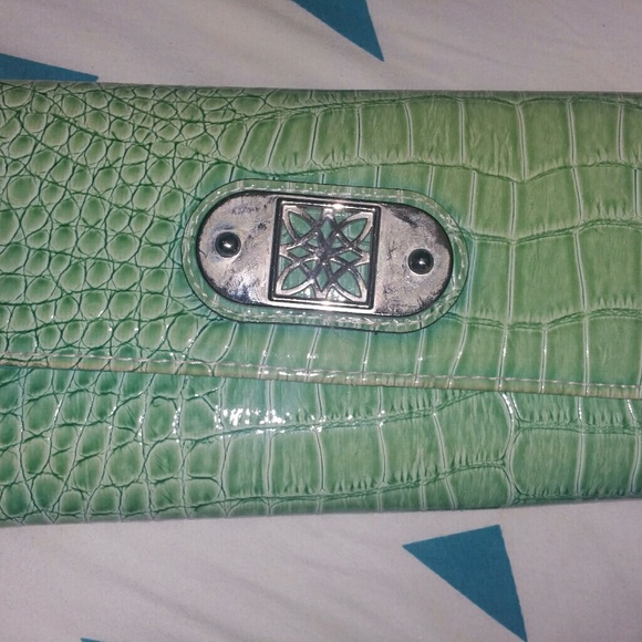 MINT GREEN PURSE WITH MATCHING WALLET - Picture 5 of 8